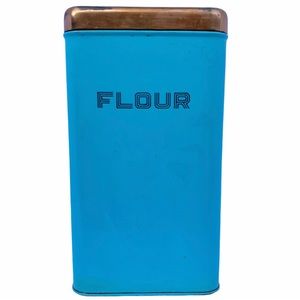 Antique Flour metal tin w/lid